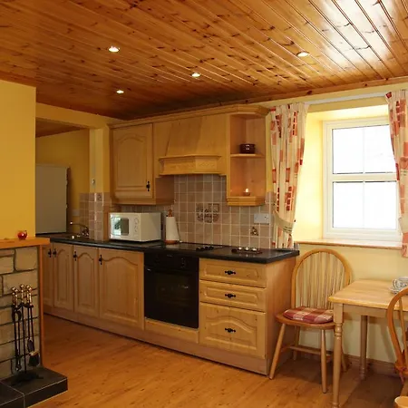 John Joe's Self Catering * Blacklion